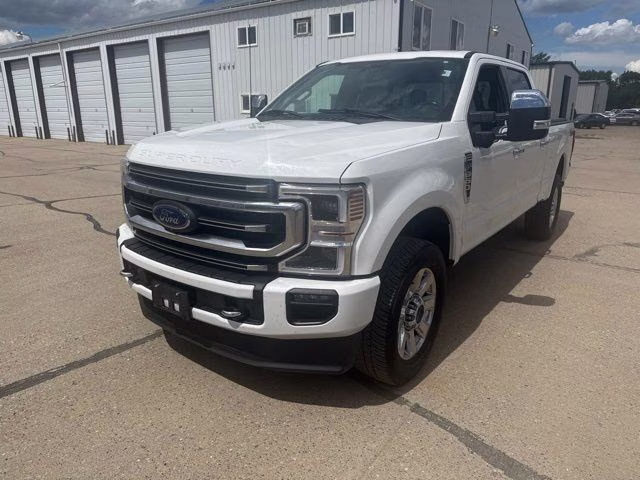 2022 White Metallic Ford Super Duty F-350 SRW Platinum 4X4 Truck