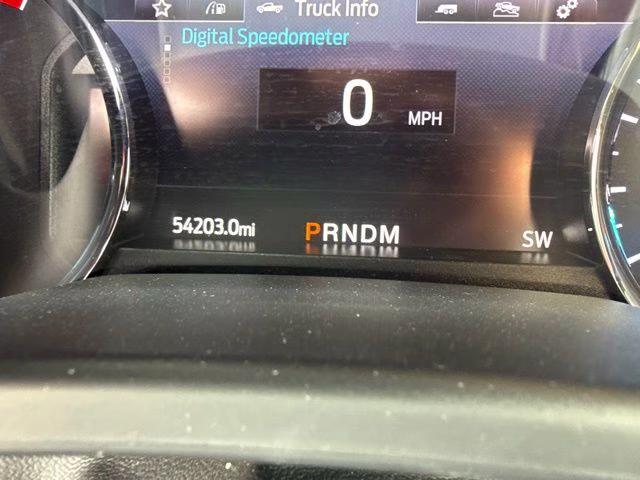 2022 White Metallic Ford Super Duty F-350 SRW Platinum 4X4 Truck