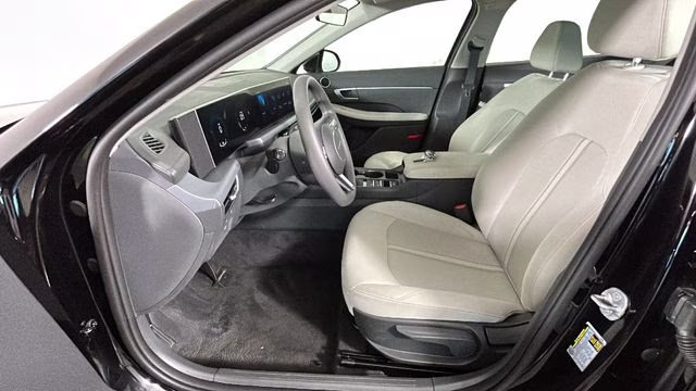 2026 Abyss Black Hyundai Sonata SE FWD Sedan