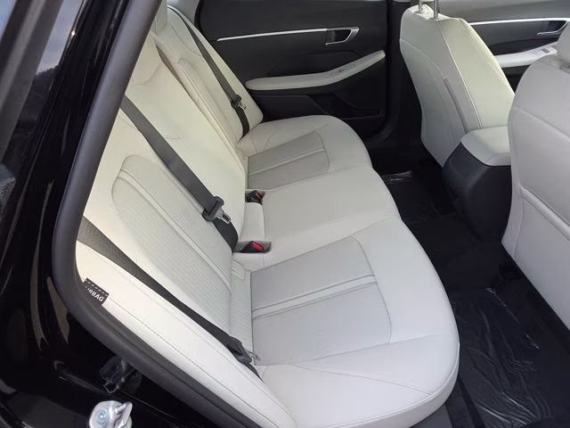 2026 Abyss Black Hyundai Sonata SE FWD Sedan