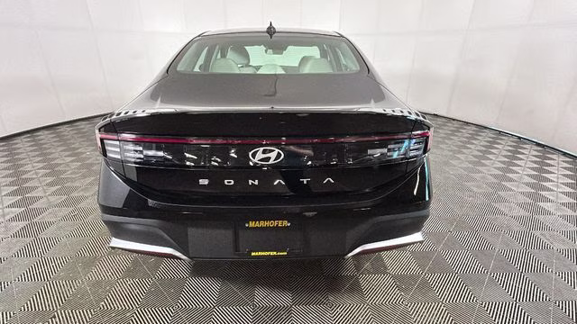 2026 Abyss Black Hyundai Sonata SE FWD Sedan