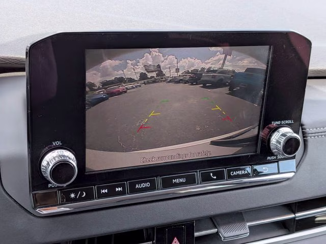 2022 White Diamond Mitsubishi Outlander ES 4X4 SUV