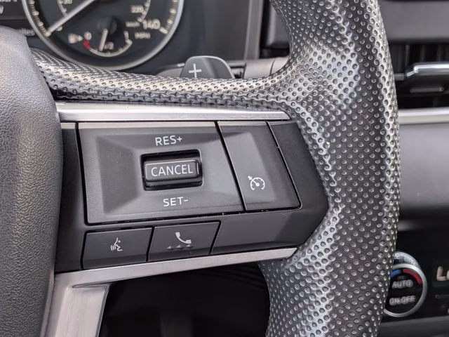 2022 White Diamond Mitsubishi Outlander ES 4X4 SUV