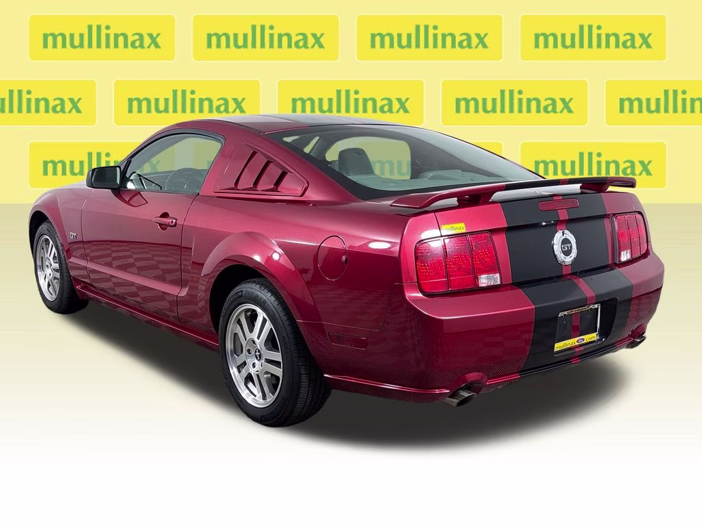 2006 Redfire Clearcoat Metallic Ford Mustang GT Premium RWD Coupe