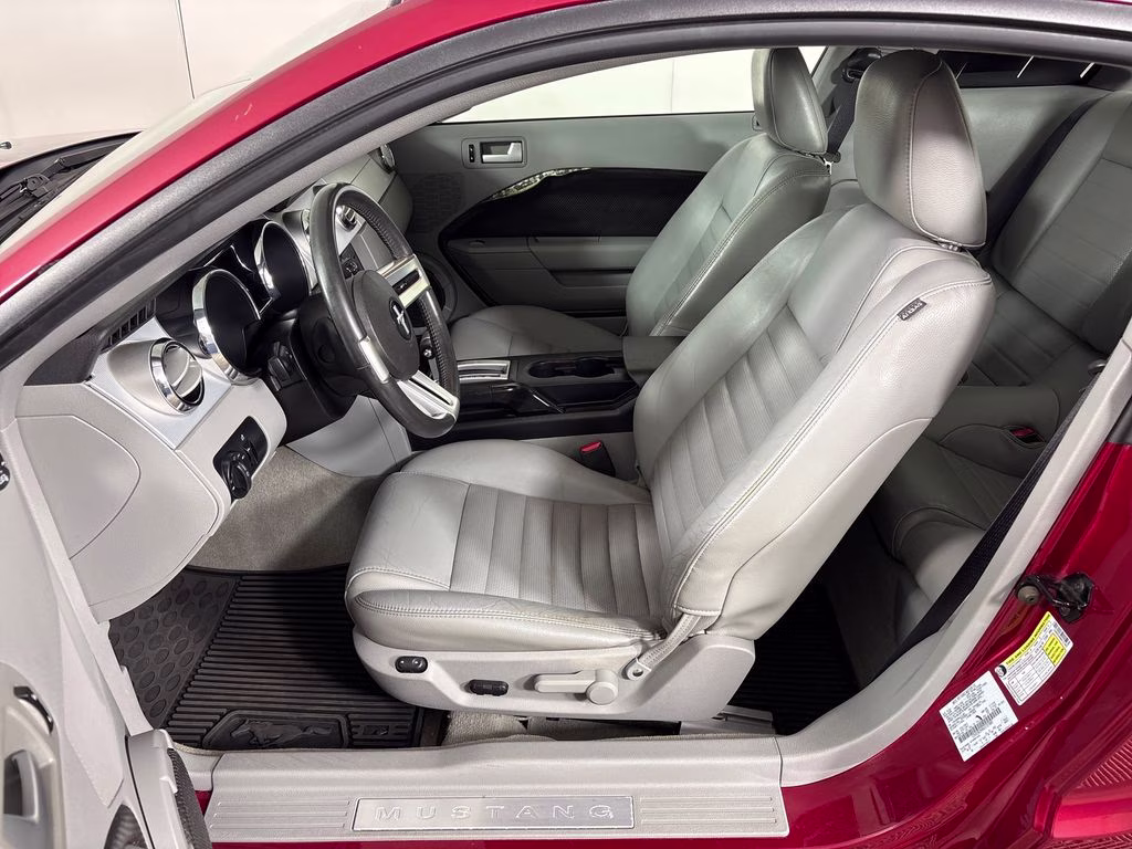 2006 Redfire Clearcoat Metallic Ford Mustang GT Premium RWD Coupe