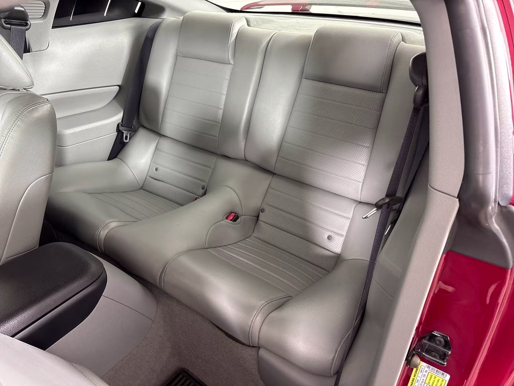 2006 Redfire Clearcoat Metallic Ford Mustang GT Premium RWD Coupe
