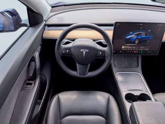 2022 Deep Blue Metallic Tesla Model Y Long Range AWD SUV