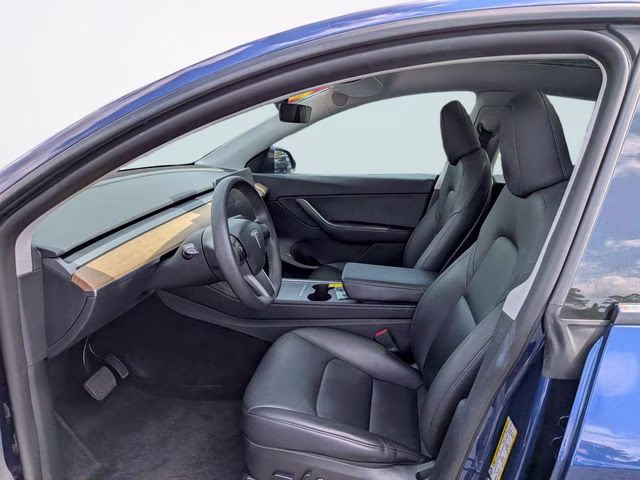 2022 Deep Blue Metallic Tesla Model Y Long Range AWD SUV