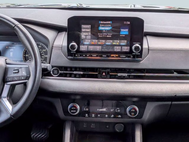 2022 Labrador Black Pearl Mitsubishi Outlander Black Edition FWD SUV