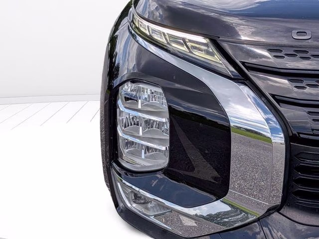 2022 Labrador Black Pearl Mitsubishi Outlander Black Edition FWD SUV