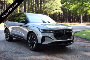 2024 Gray Metallic Lincoln Nautilus Reserve AWD SUV