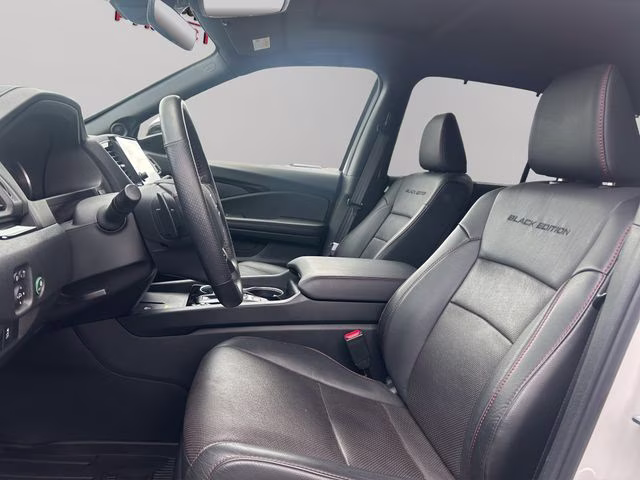 2024 Platinum White Pearl Honda Passport Black Edition AWD SUV