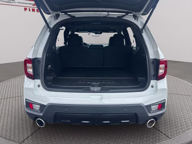 2024 Platinum White Pearl Honda Passport Black Edition AWD SUV