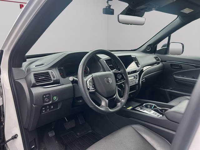 2024 Platinum White Pearl Honda Passport Black Edition AWD SUV