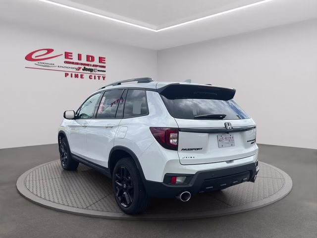 2024 Platinum White Pearl Honda Passport Black Edition AWD SUV