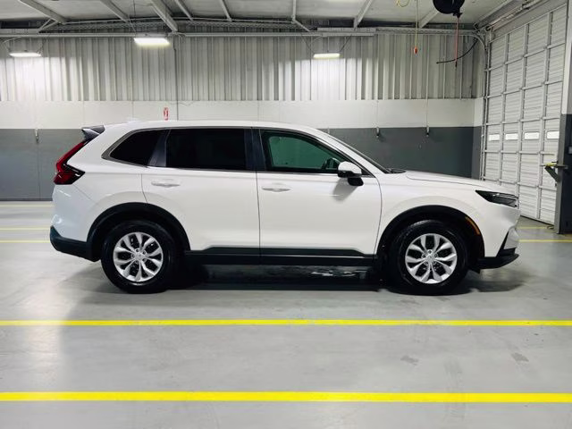 2026 Platinum White Pearl Honda CR-V LX AWD SUV