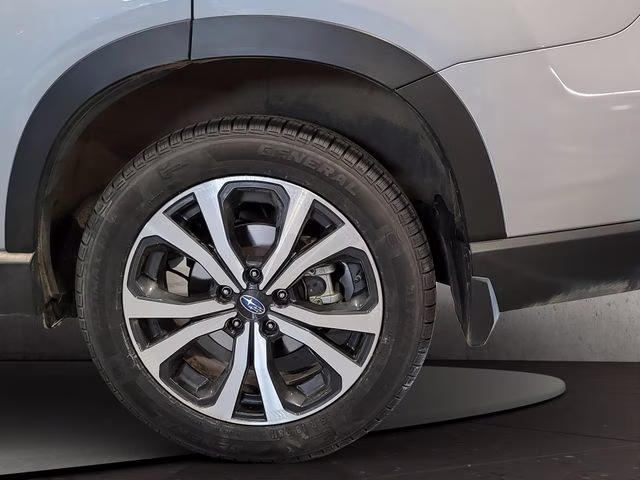 2022 Ice Silver Metallic Subaru Forester Limited AWD SUV