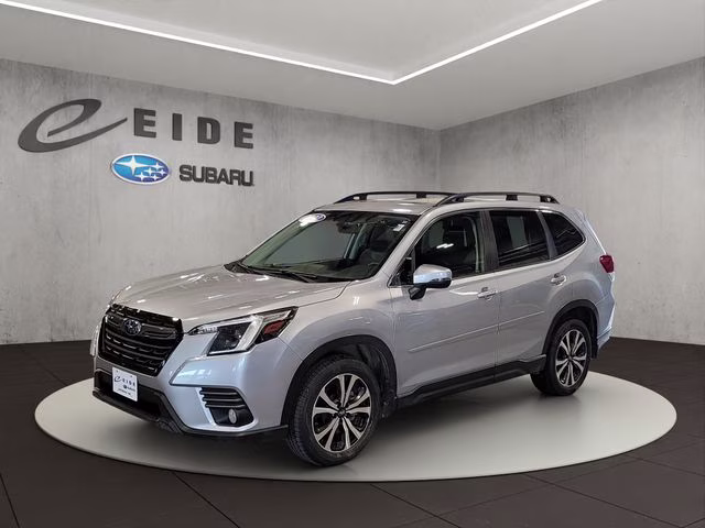 2022 Ice Silver Metallic Subaru Forester Limited AWD SUV