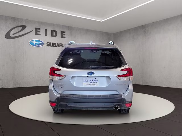 2022 Ice Silver Metallic Subaru Forester Limited AWD SUV