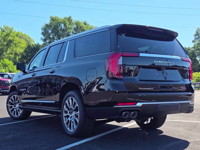 2026 Onyx Black GMC Yukon XL Denali 4X4 SUV