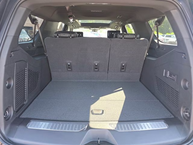 2026 Onyx Black GMC Yukon XL Denali 4X4 SUV