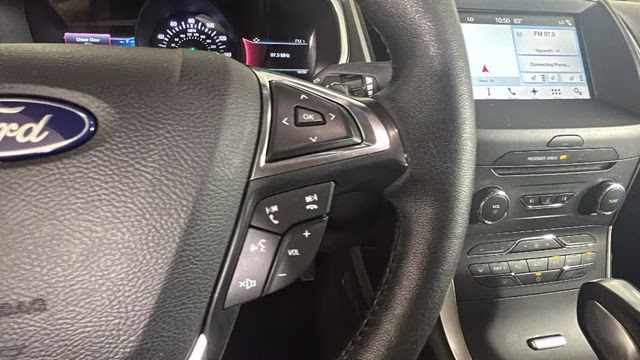 2018 White Gold Metallic Ford Edge SEL AWD SUV