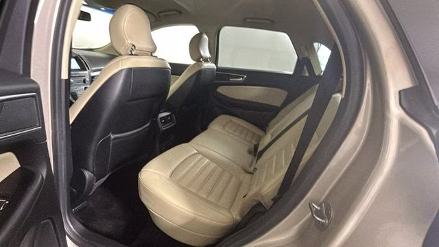 2018 White Gold Metallic Ford Edge SEL AWD SUV