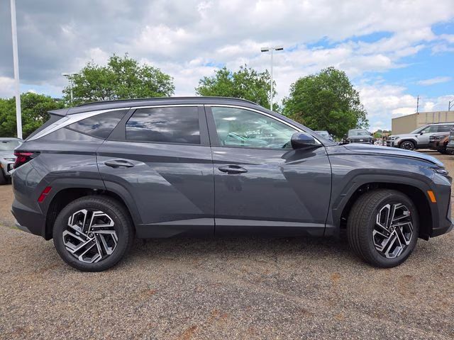 2026 Ecotronic Gray Hyundai Tucson SEL Plus AWD SUV