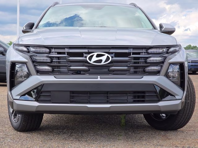2026 Shimmering Silver Hyundai Tucson SEL Plus AWD SUV