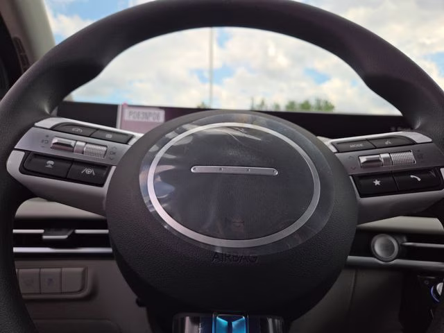 2026 Shimmering Silver Hyundai Tucson SEL Plus AWD SUV