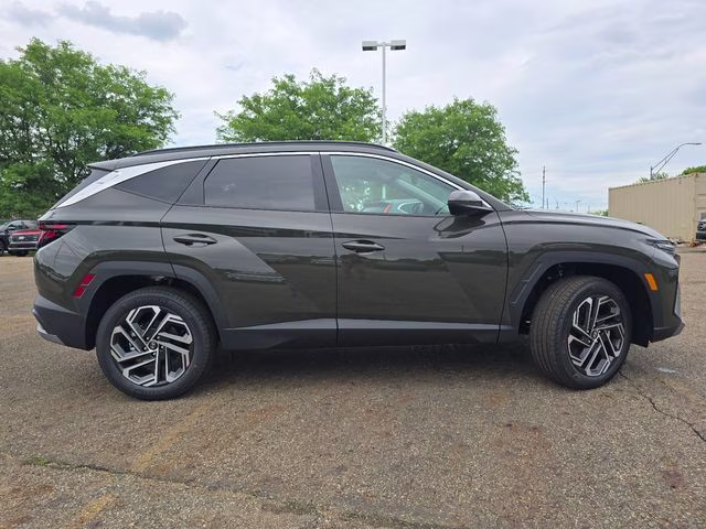 2026 Rockwood Green Hyundai Tucson SEL Plus AWD SUV