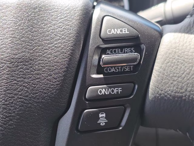 2026 Glacier White Nissan Frontier SV 4X4 Truck