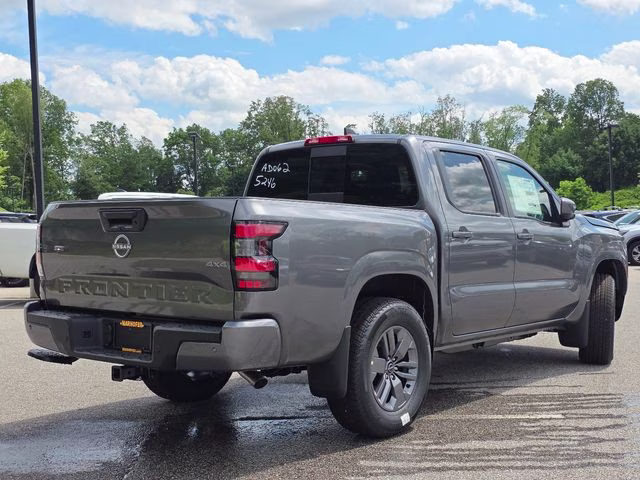 2026 Gun Metallic Nissan Frontier SV 4X4 Truck