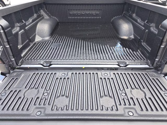 2026 Gun Metallic Nissan Frontier SV 4X4 Truck