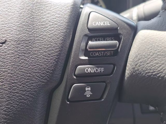 2026 Glacier White Nissan Frontier SV 4X4 Truck