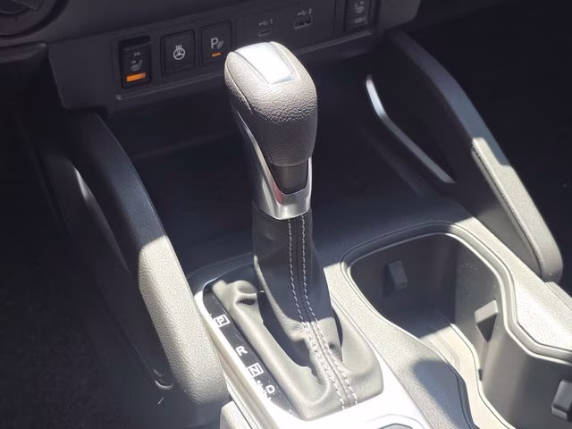 2026 Glacier White Nissan Frontier SV 4X4 Truck