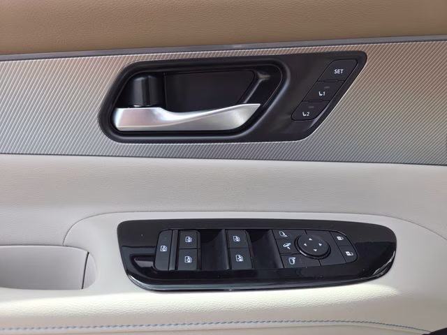 2026 Everest White Pearl Tricoat Nissan Murano Platinum AWD SUV