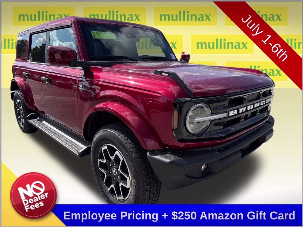 2026 Ruby Red Metallic Tinted Clearcoat Ford Bronco Outer Banks 4X4 SUV