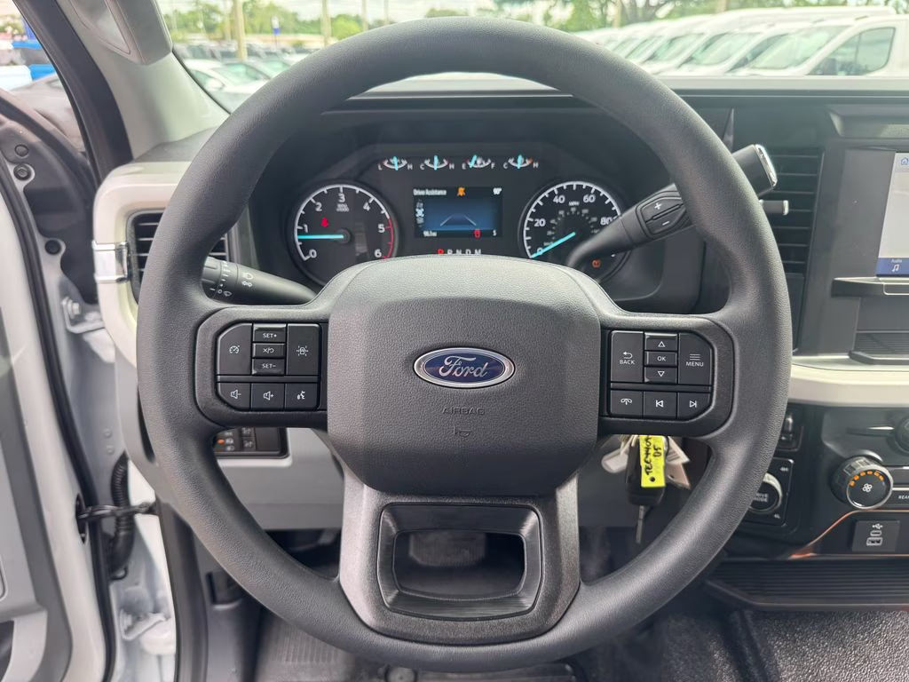 2026 Oxford White Ford Super Duty F-350 DRW XL 4X4 Chassis