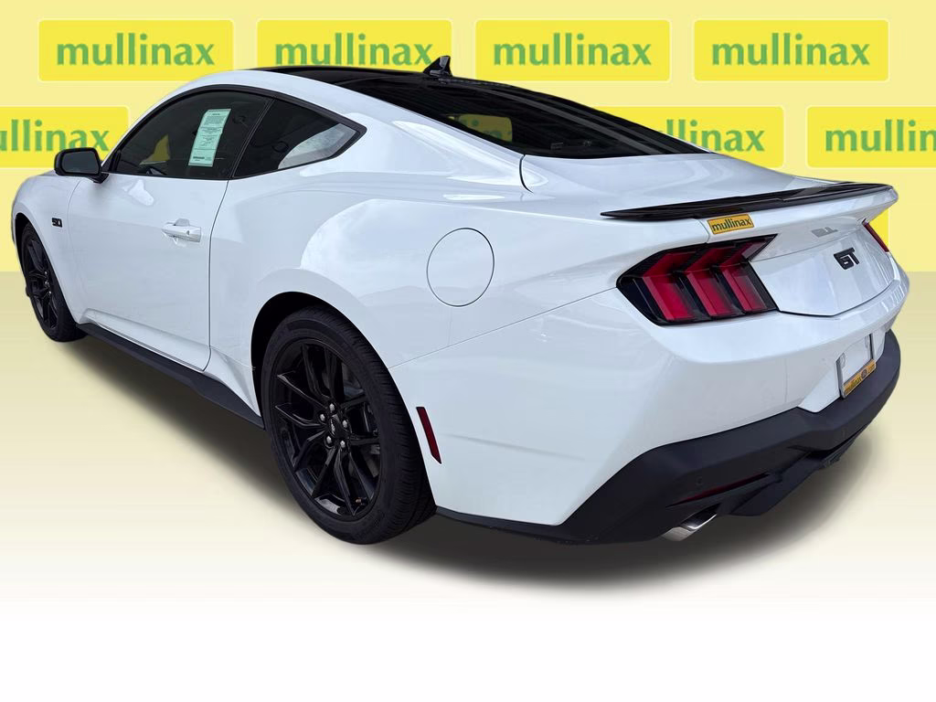 2026 Oxford White Ford Mustang GT RWD Coupe