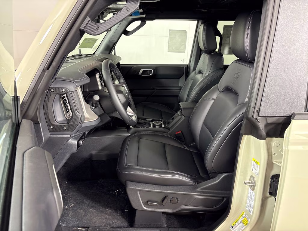 2026 Desert Sand Ford Bronco Outer Banks 4X4 SUV