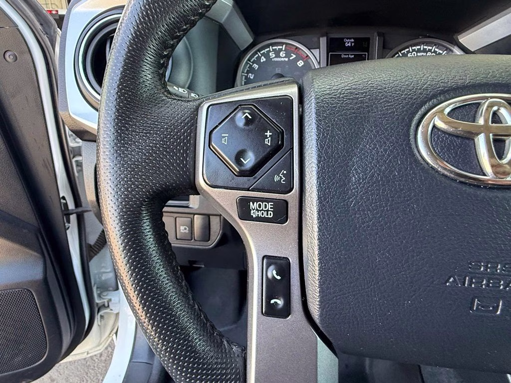 2019 Super White Toyota Tacoma SR5 4X4 Truck