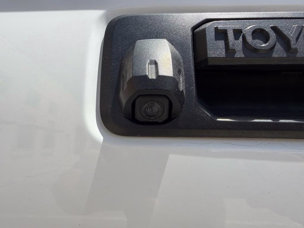 2019 Super White Toyota Tacoma SR5 4X4 Truck