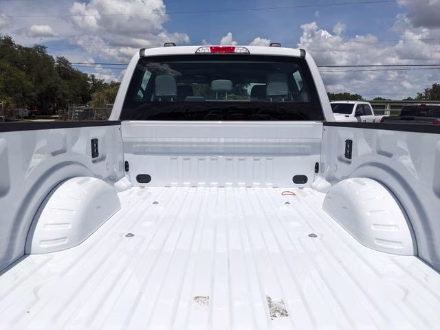 2026 Oxford White Ford Super Duty F-250 SRW XL 4X4 Truck