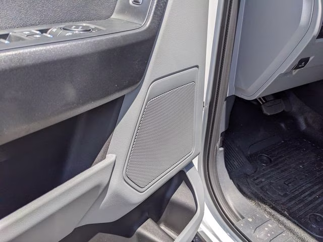 2026 Oxford White Ford Super Duty F-250 SRW XL 4X4 Truck
