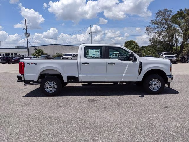 2026 Oxford White Ford Super Duty F-250 SRW XL 4X4 Truck