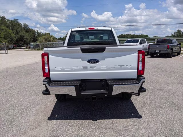 2026 Oxford White Ford Super Duty F-250 SRW XL 4X4 Truck
