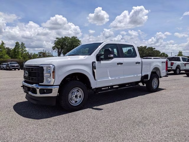 2026 Oxford White Ford Super Duty F-250 SRW XL 4X4 Truck