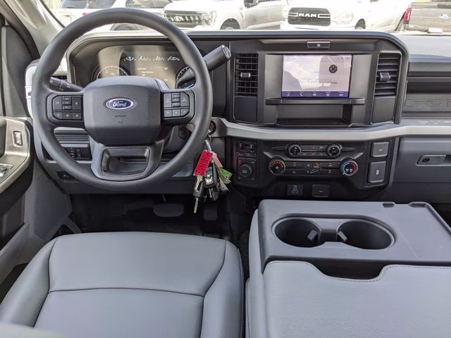 2026 Oxford White Ford Super Duty F-250 SRW XL 4X4 Truck