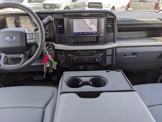 2026 Oxford White Ford Super Duty F-250 SRW XL 4X4 Truck